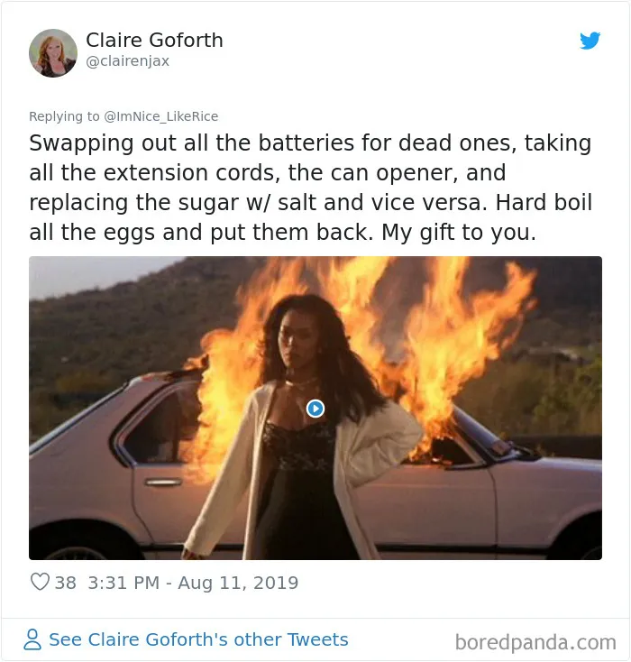 Hilarious Twitter Thread Of Things People Would Steal To Mildly Inconvenience Their Victims (30 Pics)