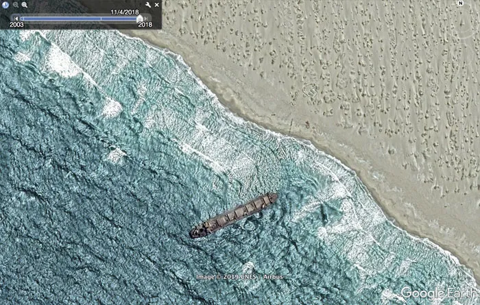 Este hombre comparte 30 de sus descubrimientos más interesantes en Google Earth (Nuevas imágenes)