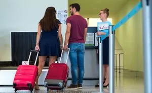 21 Travel Tips For A Stress-Free Holiday