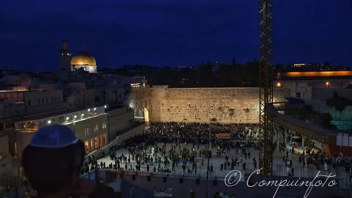 The Temple Square At Night In Jerusalem