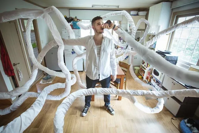79 Surreal Photo Manipulations By Ben Robins That Challenge Logic