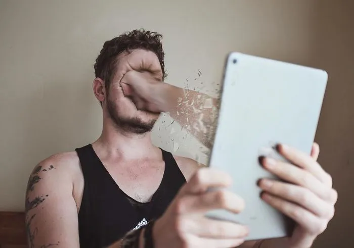 79 Surreal Photo Manipulations By Ben Robins That Challenge Logic