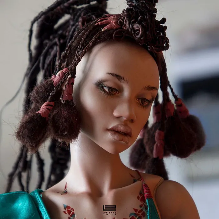 A Couple From Russia Creates Extremely Realistic Dolls (70 Pics)