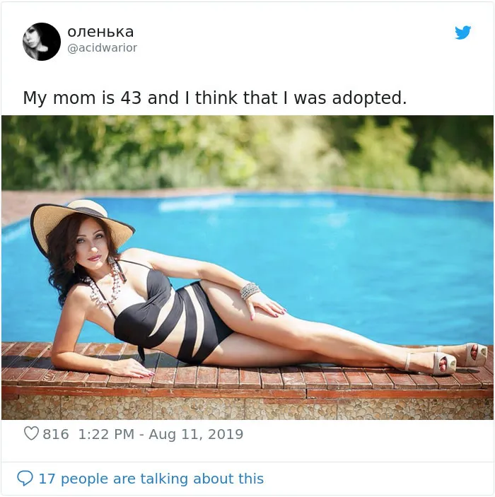 Daughter Brags About How Good Her Mom Looks, Accidentally Starts A Viral Thread (33 Pics)