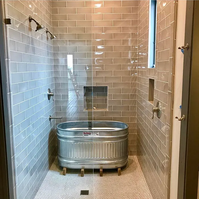 Bañarse en latas, nueva moda en Texas