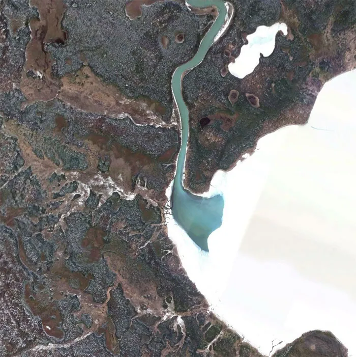 Este hombre comparte 30 de sus descubrimientos más interesantes en Google Earth (Nuevas imágenes)