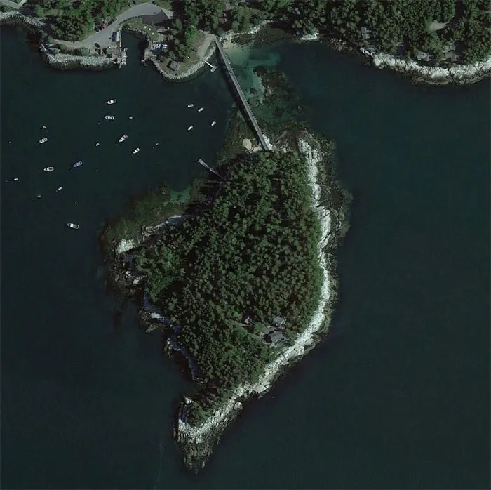 Este hombre comparte 30 de sus descubrimientos más interesantes en Google Earth (Nuevas imágenes)