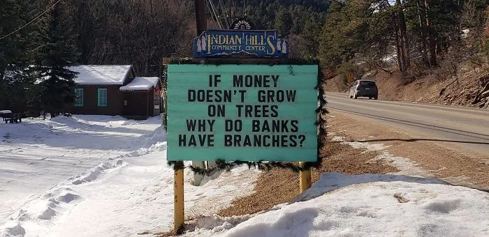 Someone In Colorado Is Putting Out The Funniest Signs Ever, And The Puns Are Priceless (New Pics)
