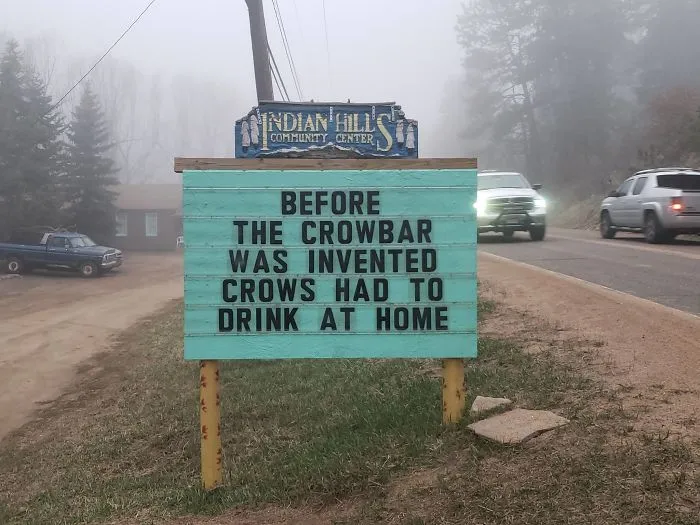 Someone In Colorado Is Putting Out The Funniest Signs Ever, And The Puns Are Priceless (New Pics)
