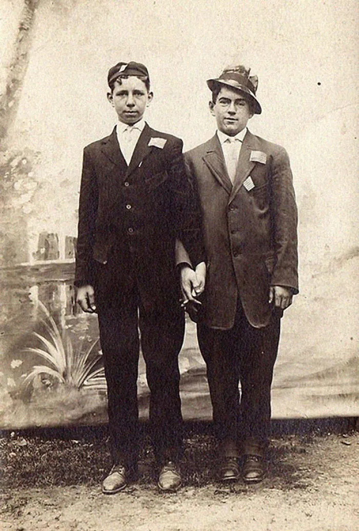 Tired Of People Claiming That Gays Never Existed Until Now, Person Collects 31 Pics As Proof That They Did