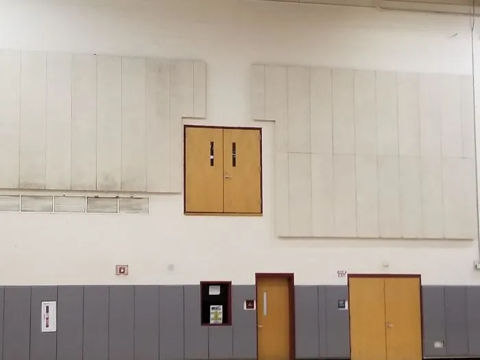 Entrada extrema al gimnasio