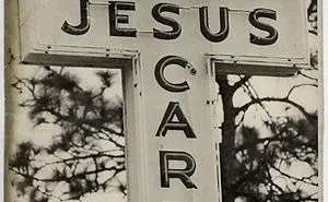 40 Text Designs Fails That Are So Bad They’re Good
