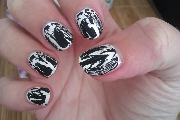 Crackled Nail Polish