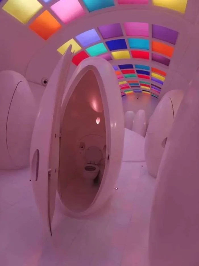 There's A Facebook Group That Posts Toilets With Threatening Auras, And Here's 40 Of The Best Ones