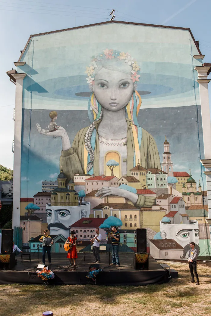 A Childhood Friend Invited Me To Spend A Weekend In Ukraine, Here Are My 72 Hours In Kyiv