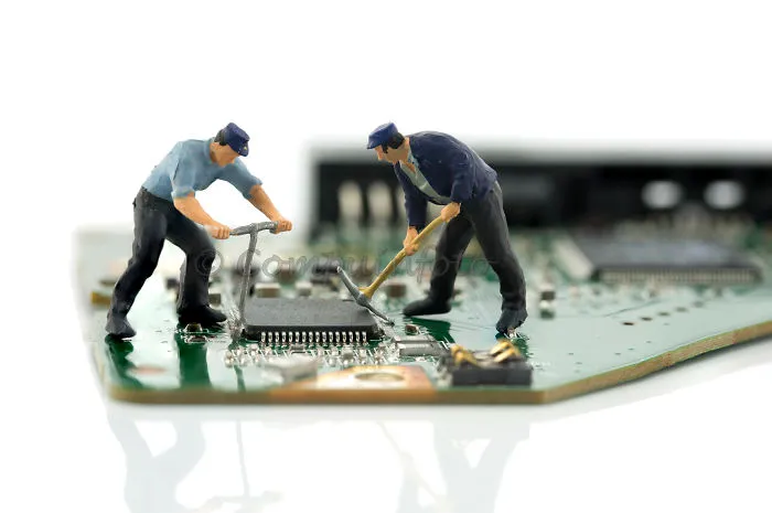 I Create Little Worlds Of Miniature People (83 Pics)