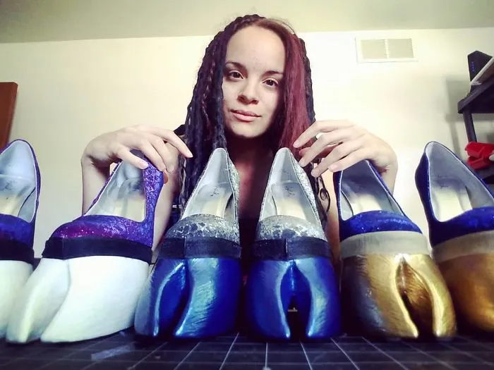 Artist Creates Shoes And Boots In The Shape Of Animal Hooves, And The Result Is Impressive