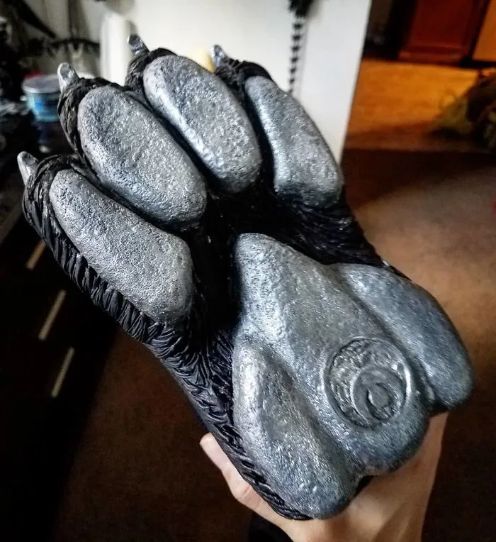 Artist Creates Shoes And Boots In The Shape Of Animal Hooves, And The Result Is Impressive