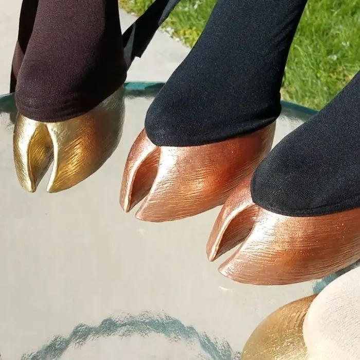 Artist Creates Shoes And Boots In The Shape Of Animal Hooves, And The Result Is Impressive