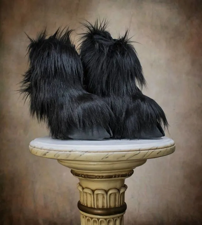Artist Creates Shoes And Boots In The Shape Of Animal Hooves, And The Result Is Impressive