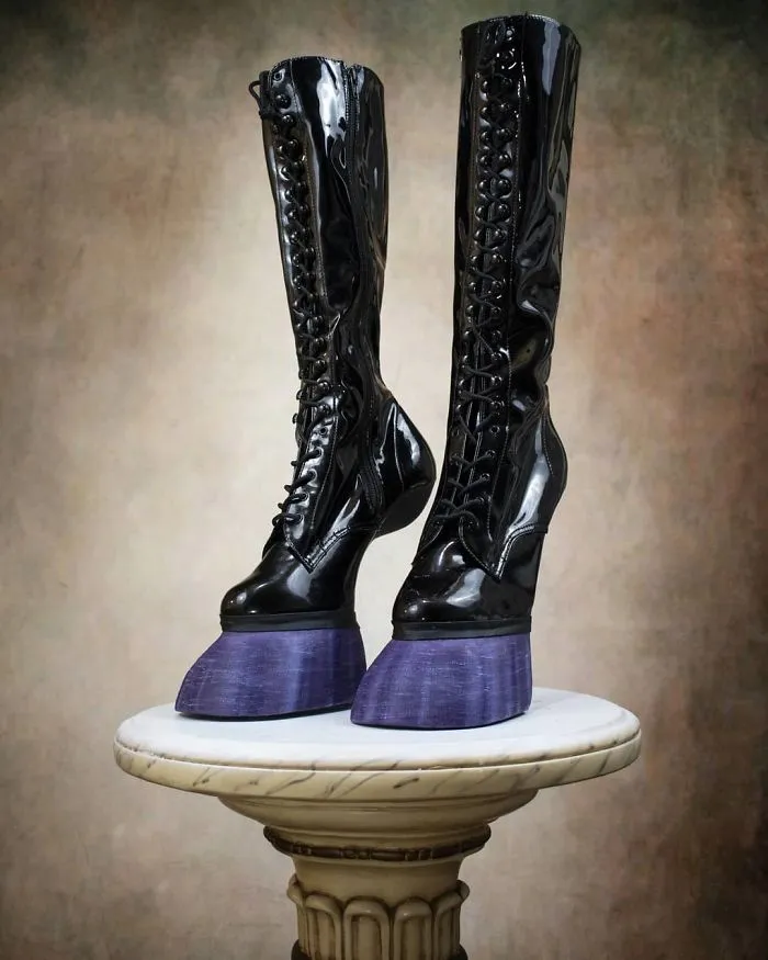 Artist Creates Shoes And Boots In The Shape Of Animal Hooves, And The Result Is Impressive