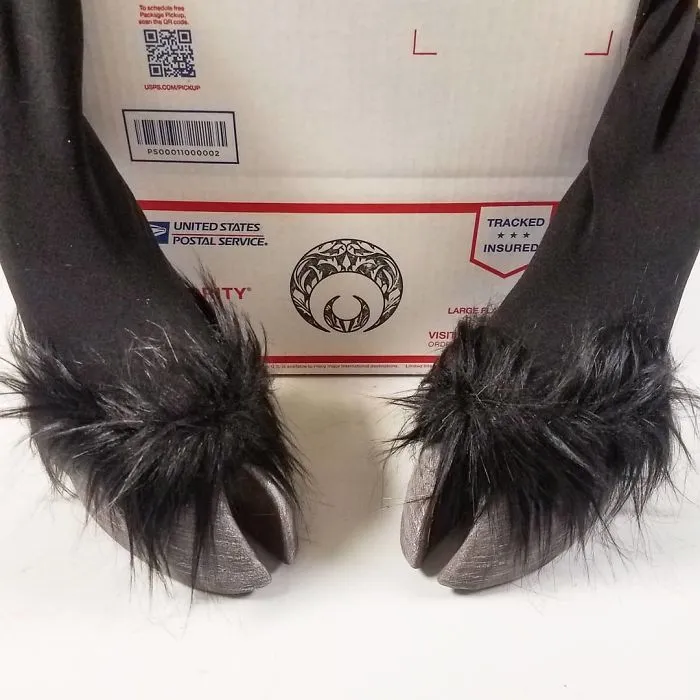 Artist Creates Shoes And Boots In The Shape Of Animal Hooves, And The Result Is Impressive