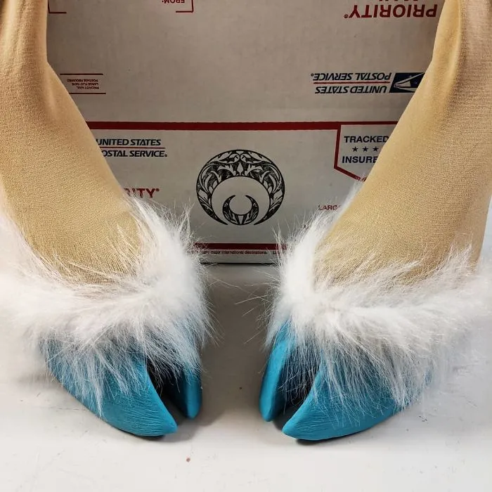 Artist Creates Shoes And Boots In The Shape Of Animal Hooves, And The Result Is Impressive