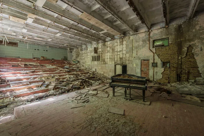 32 Pics Of The Captivating Ruins Of An Abandoned City Which I Took During My Trip To Chernobyl