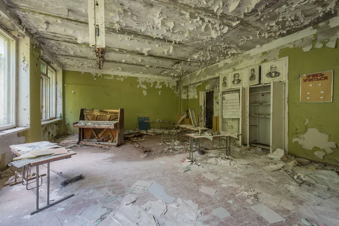 32 Pics Of The Captivating Ruins Of An Abandoned City Which I Took During My Trip To Chernobyl