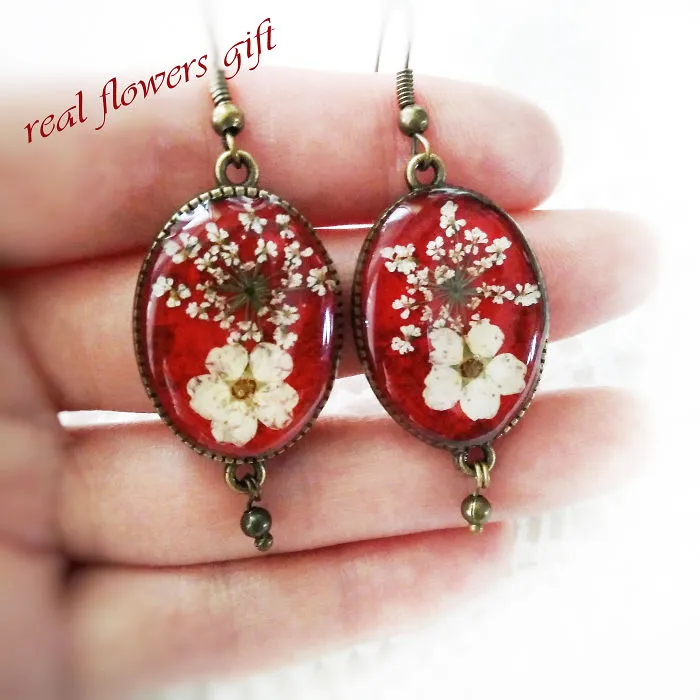 I Handmake Jewelry With Real Flowers And Natural Stones