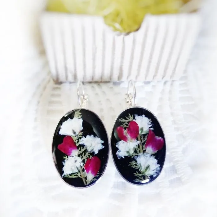 I Handmake Jewelry With Real Flowers And Natural Stones