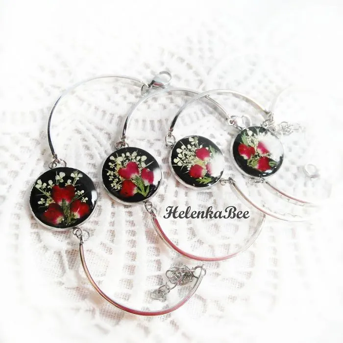 I Handmake Jewelry With Real Flowers And Natural Stones