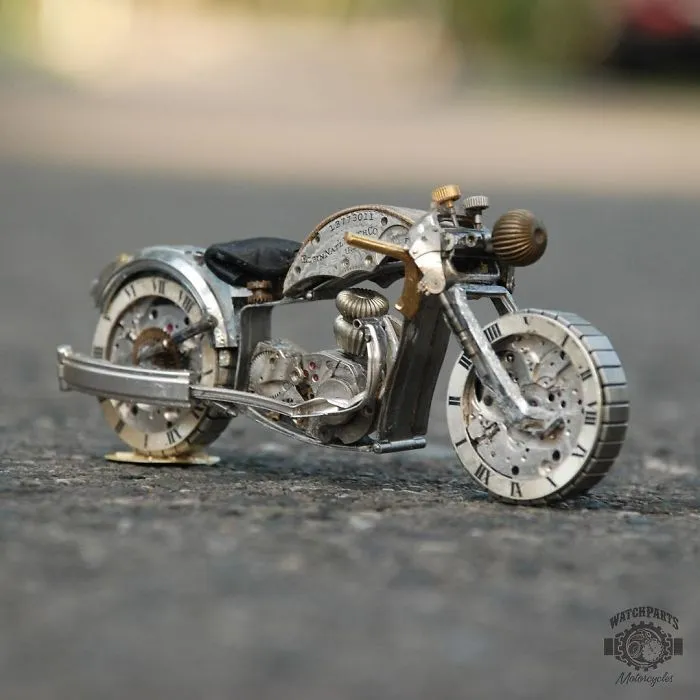 I Seek After Old, Broken Watches And Turn Their Parts Into Steampunk Sculptures (30 Pics)