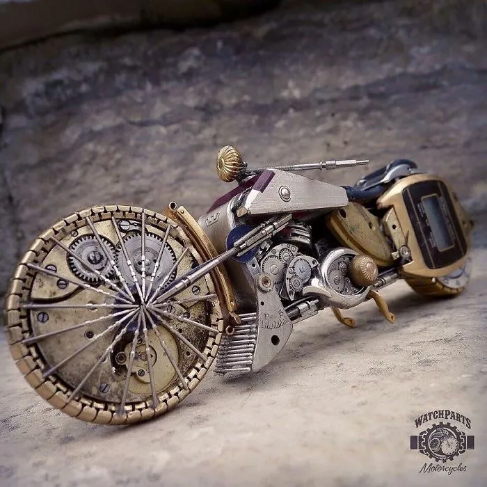 I Seek After Old, Broken Watches And Turn Their Parts Into Steampunk Sculptures (30 Pics)