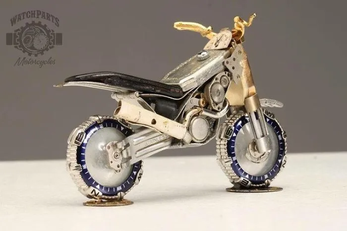I Seek After Old, Broken Watches And Turn Their Parts Into Steampunk Sculptures (30 Pics)