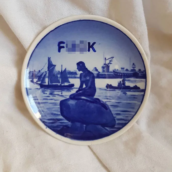 My 40 'Very Ugly Plates' With Dark Humor Captions