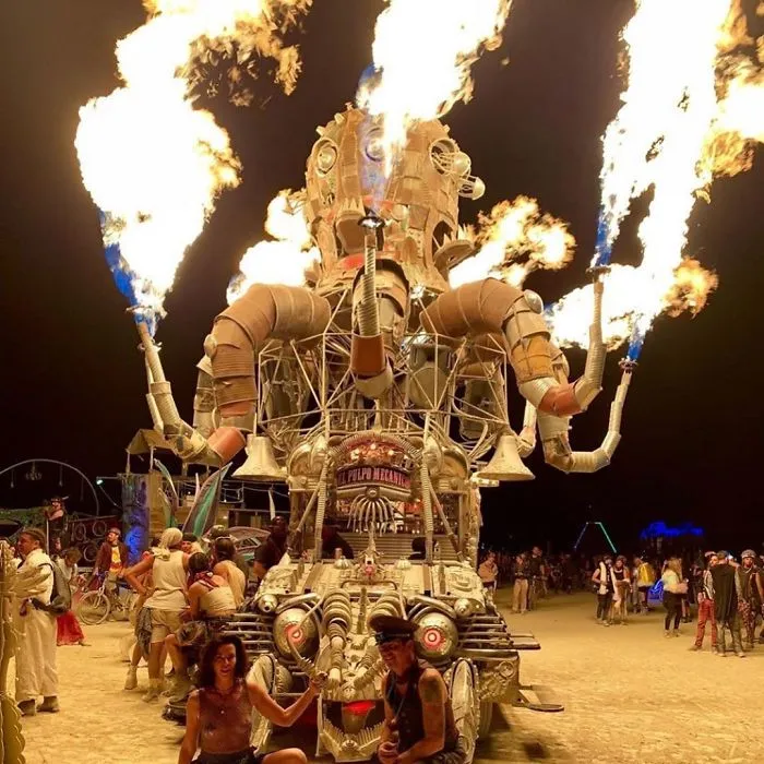 Acaba de terminar el Burning Man de 2019 y estas 30 fotos demuestran que es el festival más loco del mundo