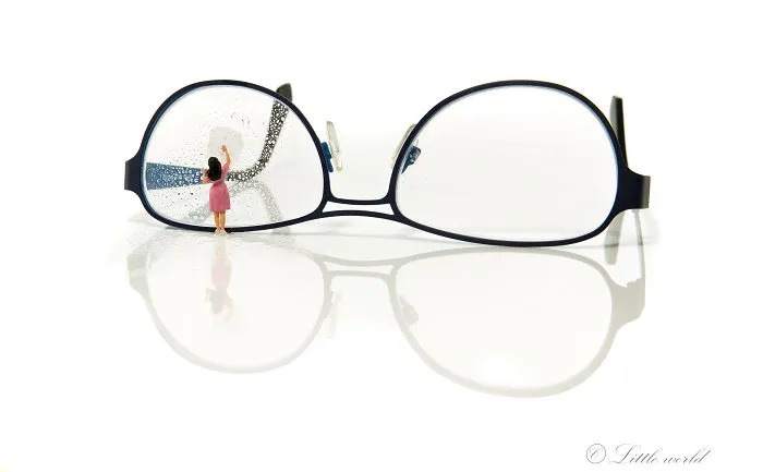 I Create Little Worlds Of Miniature People (83 Pics)