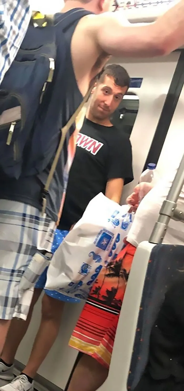 There’s A FB Group For Pics Of People That ‘Sort Of Look Like Adam Sandler’ And It’s Hilarious (29 Pics)