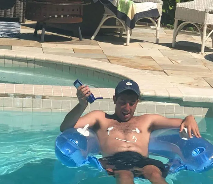 There’s A FB Group For Pics Of People That ‘Sort Of Look Like Adam Sandler’ And It’s Hilarious (29 Pics)