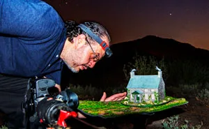 I Photograph Fake Miniature Scenes With The Milky Way In The Background (20 Photos)