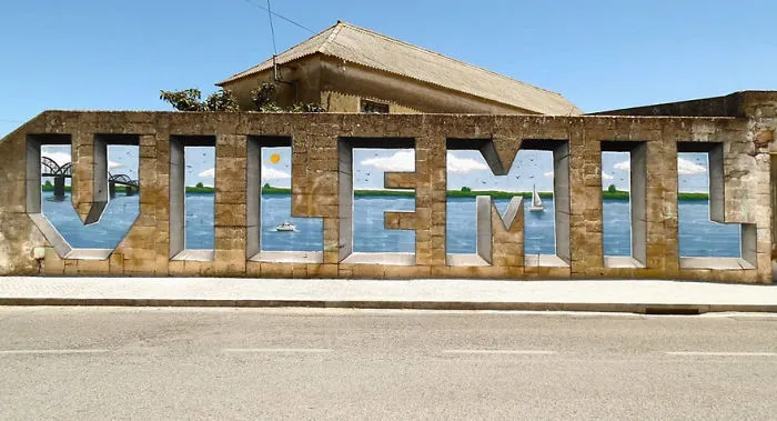This Graffiti Artist Makes Walls Appear Transparent Using Nothing But Spray Paint