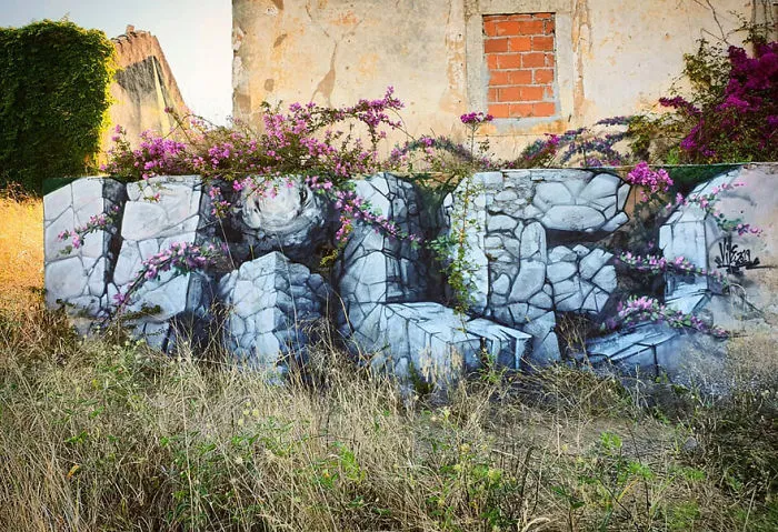 This Graffiti Artist Makes Walls Appear Transparent Using Nothing But Spray Paint