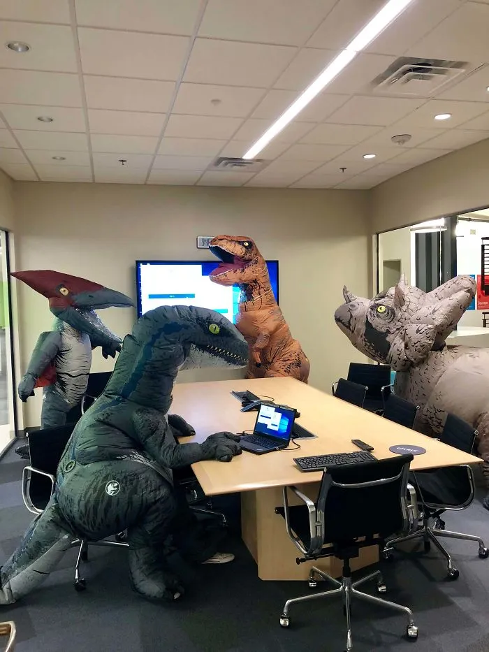 Halloween En La Oficina