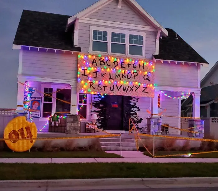 Encontré Esta Casa Cuando Salí A Dar Una Vuelta Para Ver Las Decoraciones De Halloween