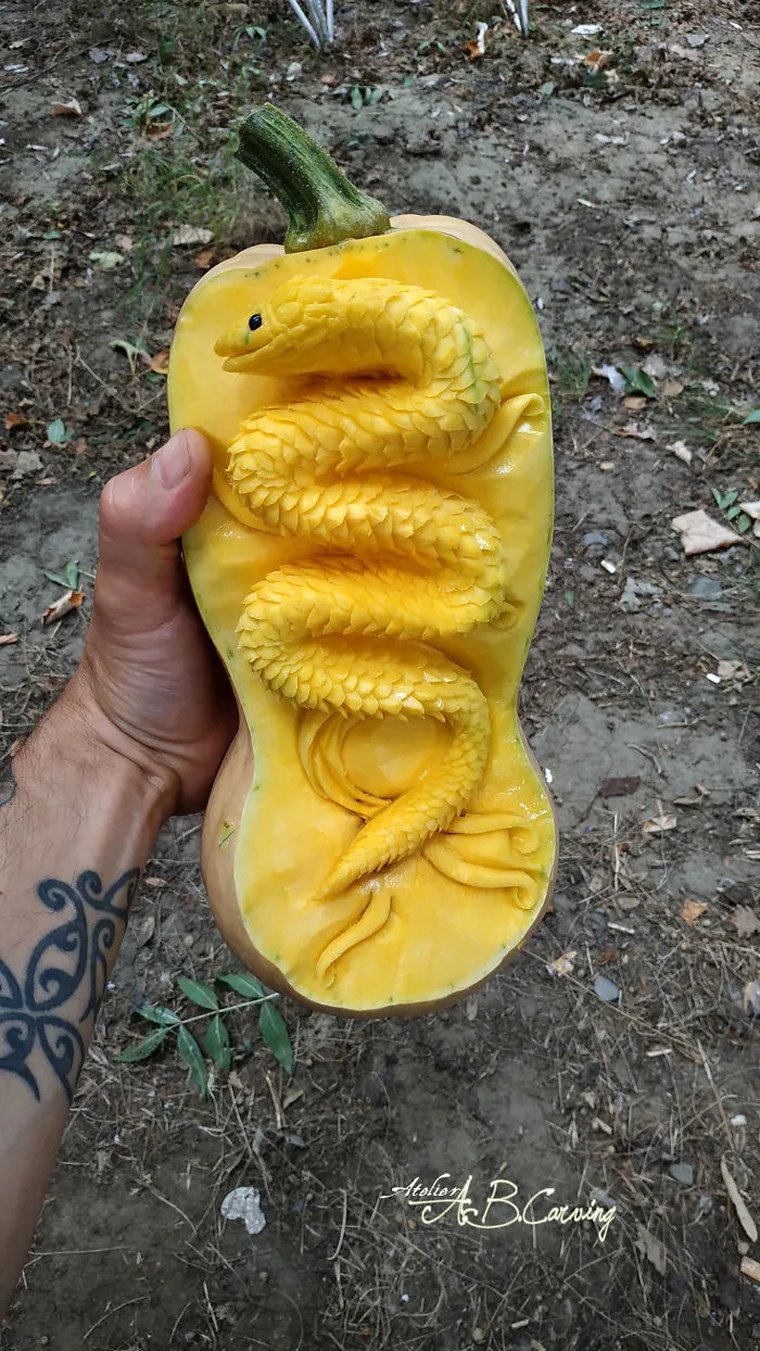 I Am A Fruit Carving Artist From Bulgaria And Here Are 26 Of My Alternative Halloween Pumpkins (New Pics)