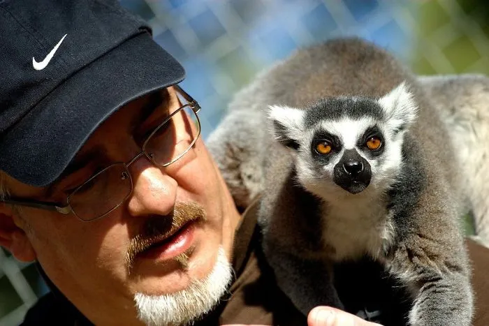 People Show How Animals Should Be Loved