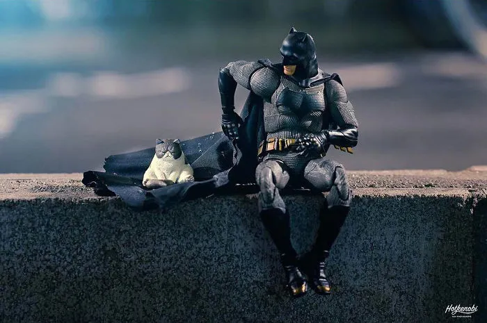 Japanese Photographer Brings Action Figures To Life In Impressive Shots (40 Pics)