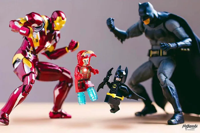 Japanese Photographer Brings Action Figures To Life In Impressive Shots (40 Pics)