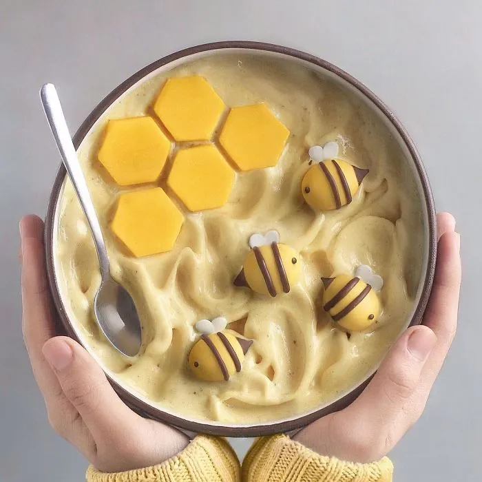 This 18-Year-Old Vegan Keeps Making His Followers' Mouths Water With His Stunning Food Pics